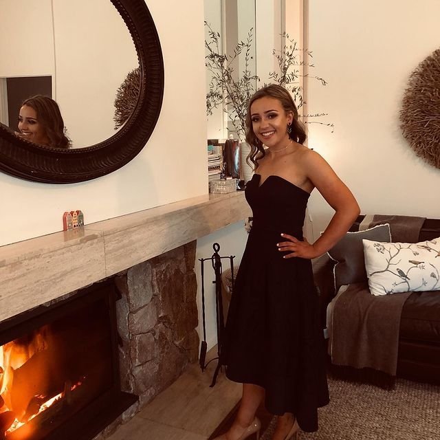 maDlyH0rny from Cardiff,United Kingdom